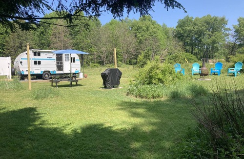 Equinunk House | Amenity filled camper with direct Delaware River Access