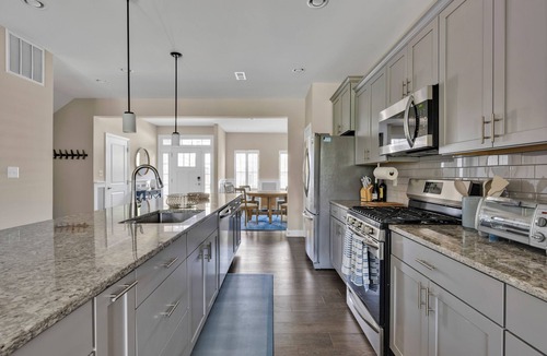 Long Neck House | Amenity filled Peninsula! 24242 Canoe