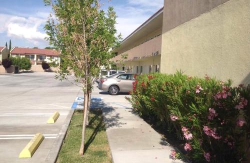 Ridgecrest Hotel | America Inn & Suites