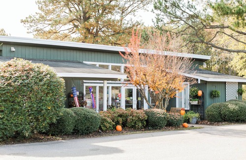 Norge Cabin | American Heritage RV Park