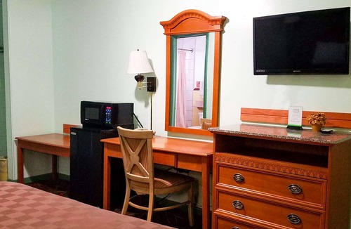 Childress Hotel | American Inn And Suites Childress