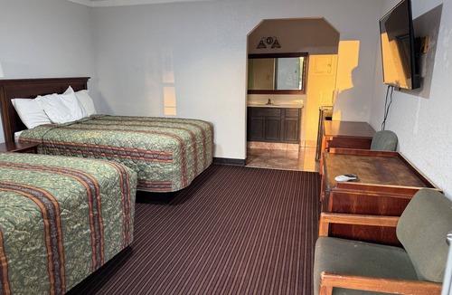 Many Hotel | American Inn Motel