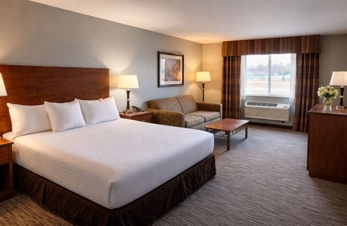 Parkers Prairie Hotel | American Inn & Suites
