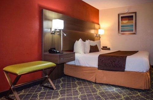 West Memphis Hotel | American Inn & Suites West Memphis