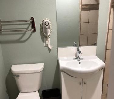Angola Hotel | AMERICAN INN