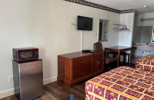 Metter Hotel | American Inn