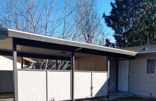 Tillicum Apartment | American Lake Hideaway