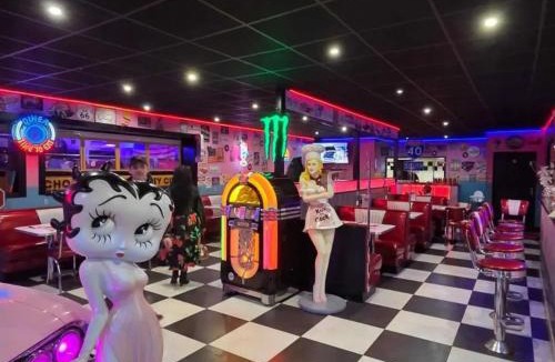 Joncherey Hotel | American spa motel