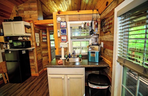 Murfreesboro Cabin | Americana Cabin