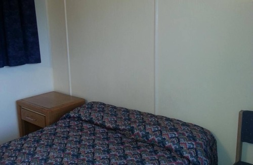 Avenel Hotel | Americana Motel