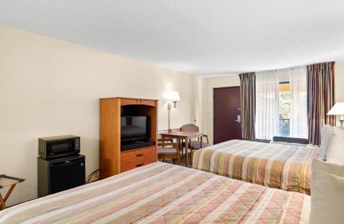 St. Augustine Beach Hotel | Americas Best Value Inn Ocean Inn