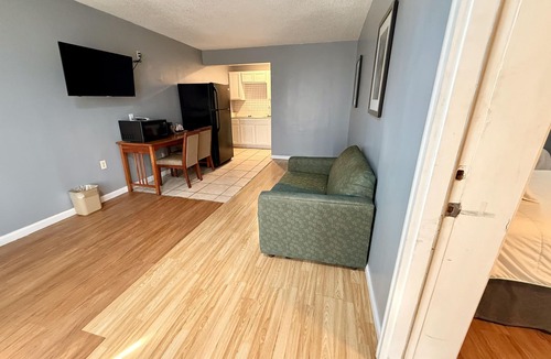 Blytheville Hotel | Americas Best Value Inn Suites & Studios Blytheville by Sonesta