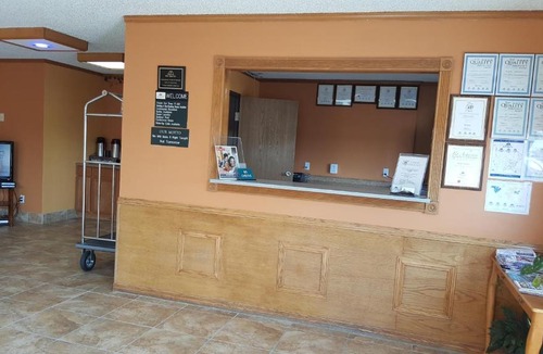 Nevada Hotel | Americas Best Value Inn and Suites - Nevada