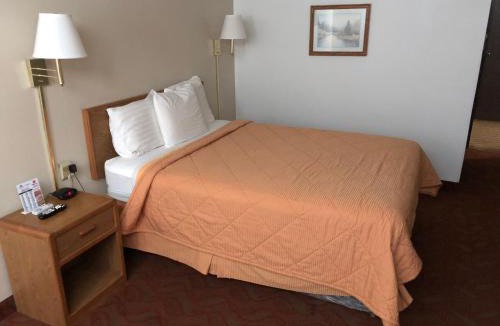 Sidney Hotel | Americas Best Value Inn and Suites Sidney
