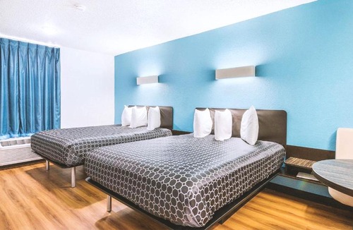 Beeville Hotel | Americas Best Value Inn Beeville