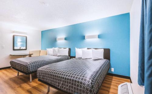 Beeville Hotel | Americas Best Value Inn Beeville