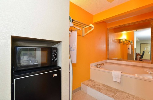 Brookhaven Hotel | Americas Best Value Inn Brookhaven