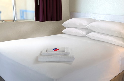 Baird Hotel | Americas Best Value Inn Baird