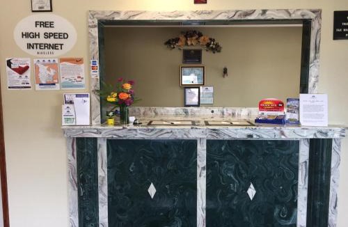 Cabot Hotel | Americas Best Value Inn Cabot
