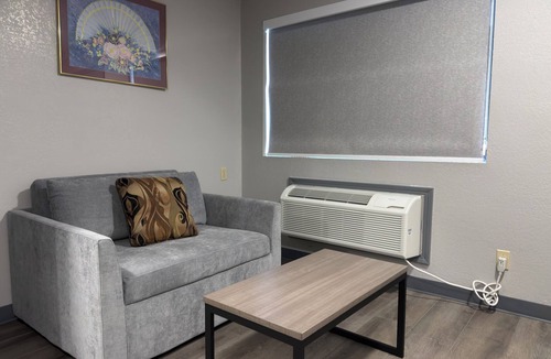 Cabot Hotel | Americas Best Value Inn Cabot