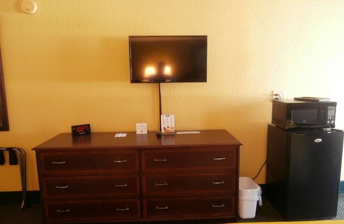 Conyers Hotel | Americas Best Value Inn Conyer