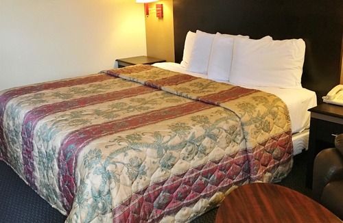 Franklin Hotel | Americas Best Value Inn Franklin Spring Hill