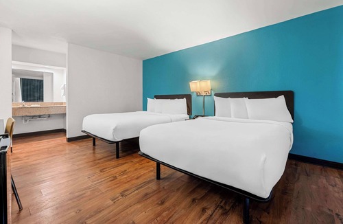 Hamilton Hotel | Americas Best Value Inn Hamilton