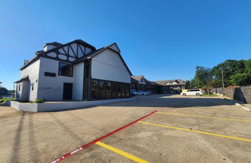Longview Hotel | Americas Best Value Inn Longview