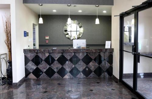 Monroe Hotel | Americas Best Value Inn Monroe