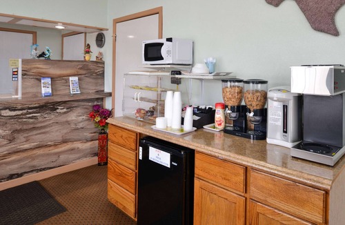 Ozona Hotel | Americas Best Value Inn Ozona