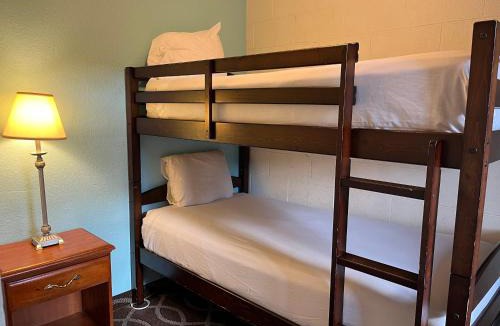 Pendleton Hotel | Americas Best Value Inn - Pendleton