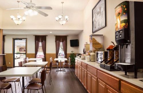 Pittsburg Hotel | Americas Best Value Inn Pittsburg