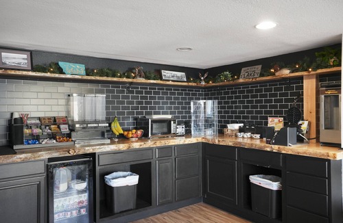 Polson Hotel | Americas Best Value Inn Polson