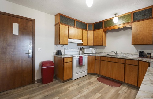 Polson Hotel | Americas Best Value Inn Polson