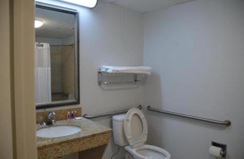 Southeast Raleigh Cabin | Americas Best Value Inn Raleigh