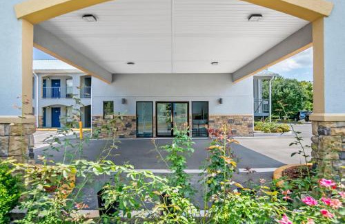 Silver Creek Hotel | Americas Best Value Inn - Rome