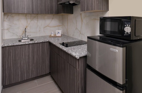 George Bush Park/Eldridge Hotel | Americas Best Value Inn & Suites Houston at Hwy 6 & Westpark