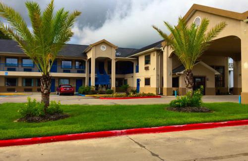 Mont Belvieu Hotel | Americas Best Value Inn & Suites Mont Belvieu Houston