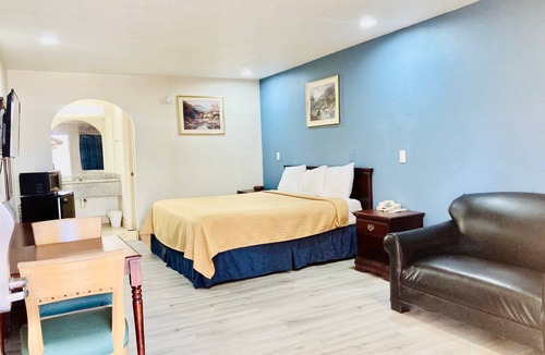 US 290 Hotel | Americas Best Value Inn & Suites Houston Brookhollow NW