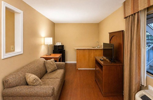 Sonora Hotel | Americas Best Value Inn & Suites Sonora