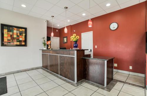Tulsa Hotel | Americas Best Value Inn Tulsa I-44