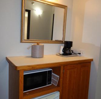 Annandale Hotel | Americas Best Value Inn