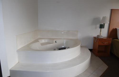 Annandale Hotel | Americas Best Value Inn