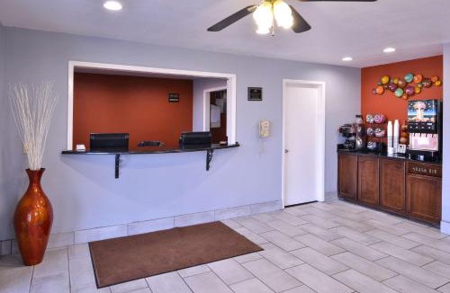 Batesville Hotel | Americas Best Value Inn - Batesville