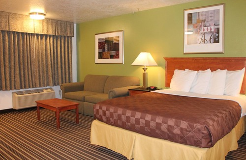 Boardman Hotel | Americas Best Value Inn Boardman