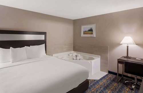 Farmington Hotel | Americas Best Value Inn Farmington