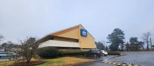 Little Rock Hotel | Americas Best Value Inn and Suites Little Rock