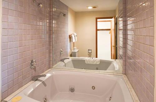 Plattsburgh Hotel | Americas Best Value Inn Plattsburgh