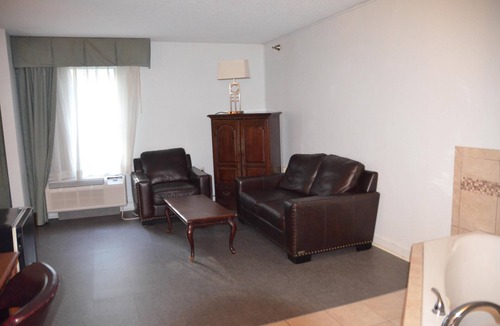 Southeast Raleigh Hotel | Americas Best Value Inn Raleigh