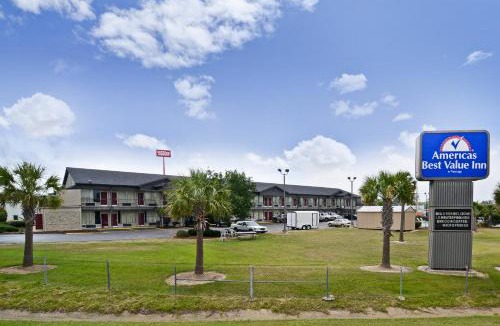 West Monroe Hotel | Americas Best Value Inn West Monroe